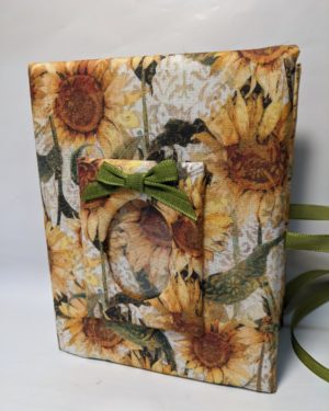 Custom Photo Album, Flower Photo Album, Sunflower Photo Album - Holds 100 4x6 Photos - Handmade
